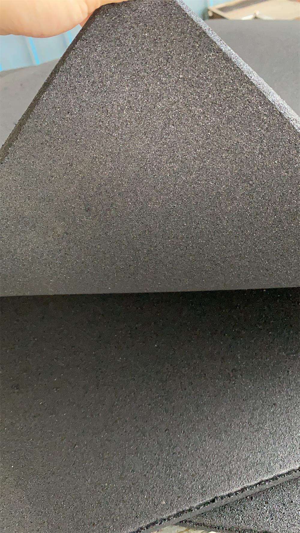 Protective Floor Outdoor Square Rubber Mat 10-50mm Black Surface